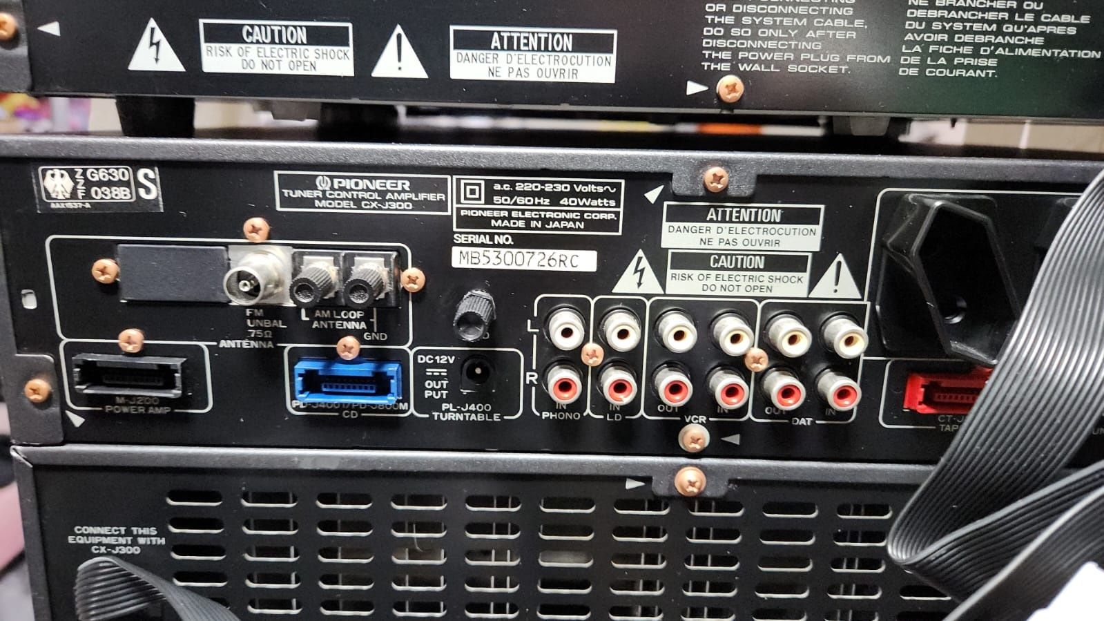 Sistem Pioneer cu telecomandă