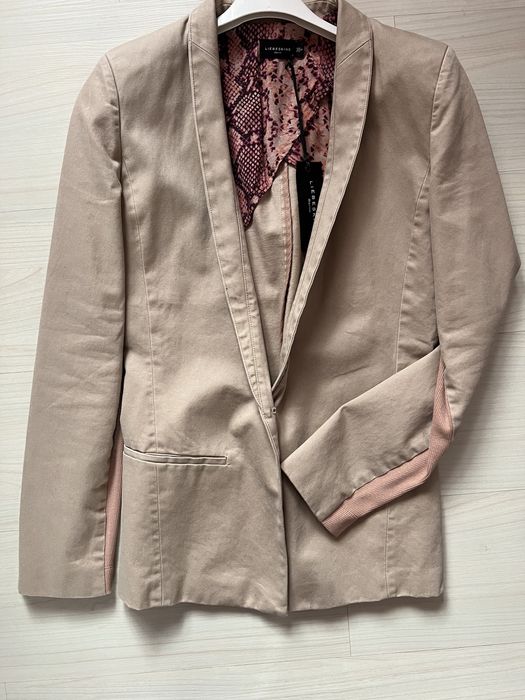 Дамски сака М размер