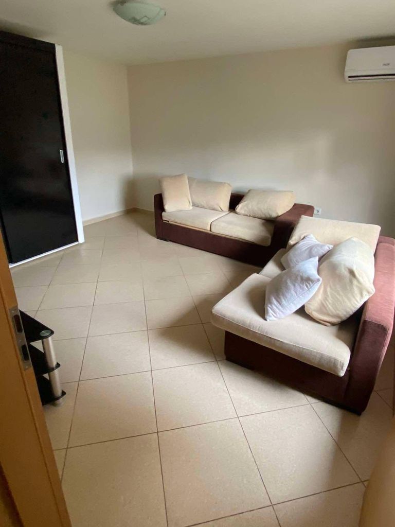 Дава се под наем Къща в София, Орландовци - 45 кв.м за 450 € - Снимка #1