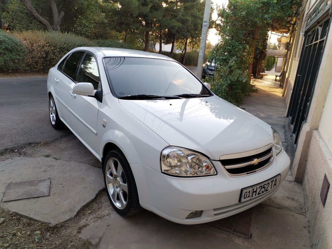 Ласетти автомат сотилади йли 2010
