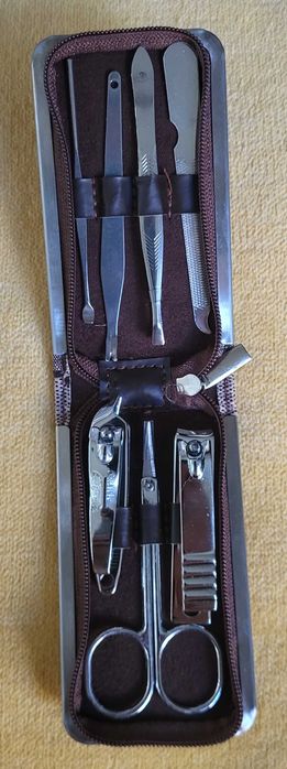 Trusa manichiura, noua, nefolosita