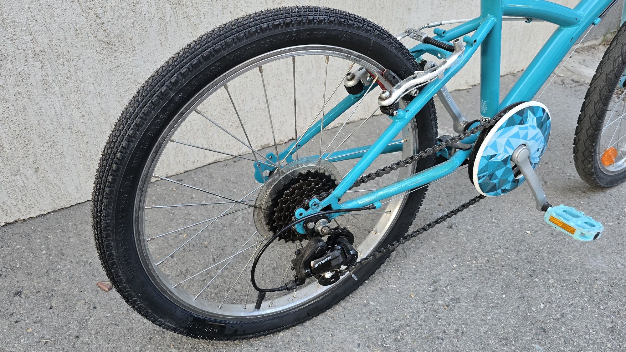 Bicicleta fetite B-Twin 20 inch
