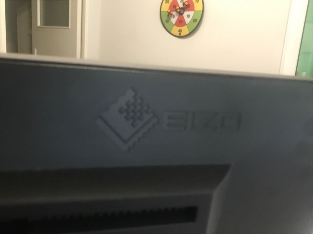 Професионален Монитор Eizo 24 Съвсем нов!