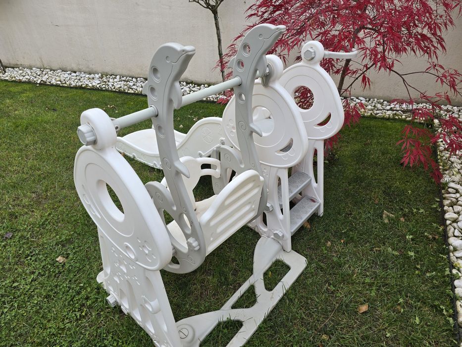 Детска пързалка с люлка