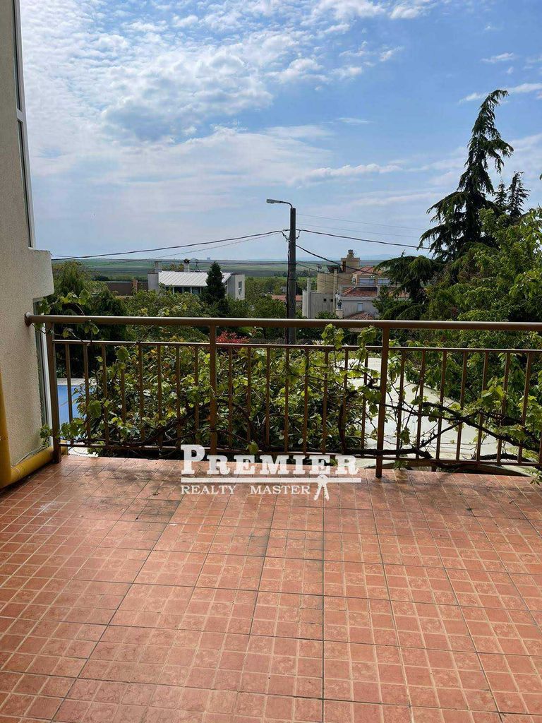 Продава се Къща в с. Лъка, Област Бургас - 550 кв.м за 764 €/кв.м - Снимка #16
