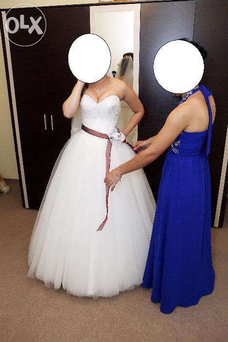 Vand rochie de mireasa