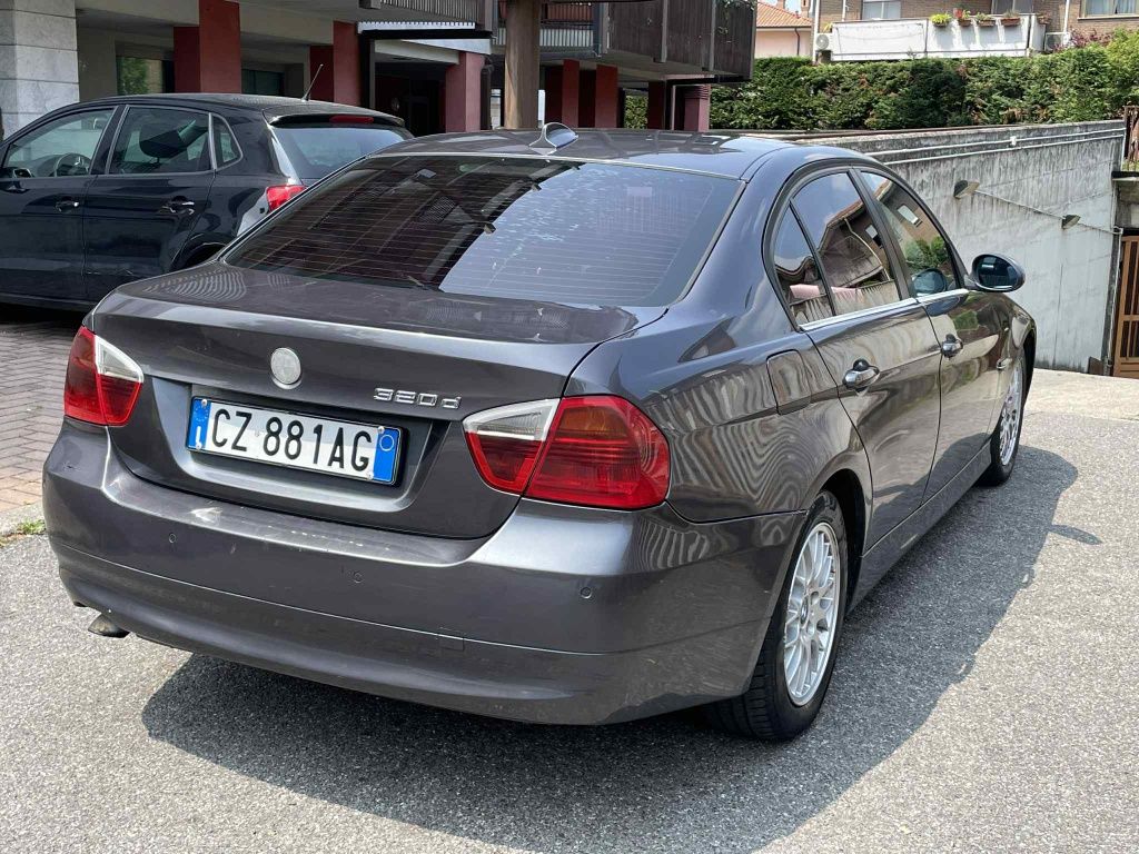 Bmw 320D E90 2007