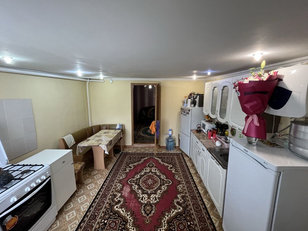 Продам дом по улице Кайржан Арыстаналиева 11 д 4 кв