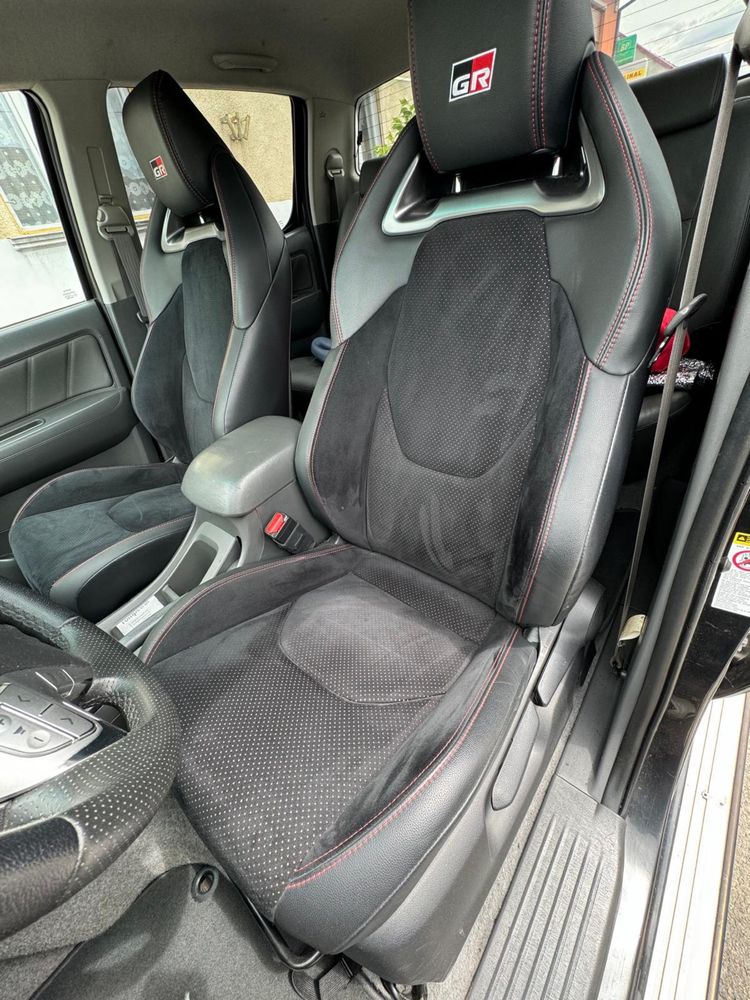 VAND TOYOTA HILUX 3.0tdi 170cp 6 viteze