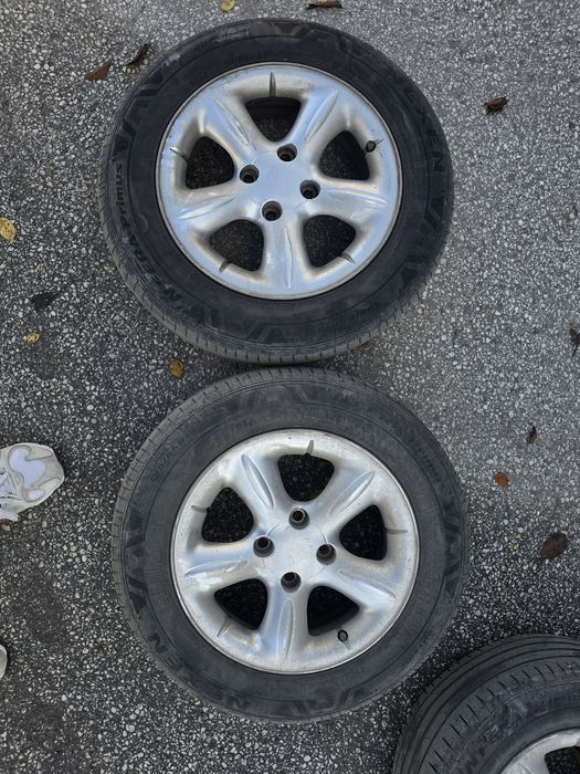 Джанти с гуми Peugeot Citroen