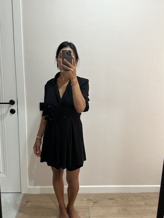 Продам платья, юбки Zara в отличном состоянии
