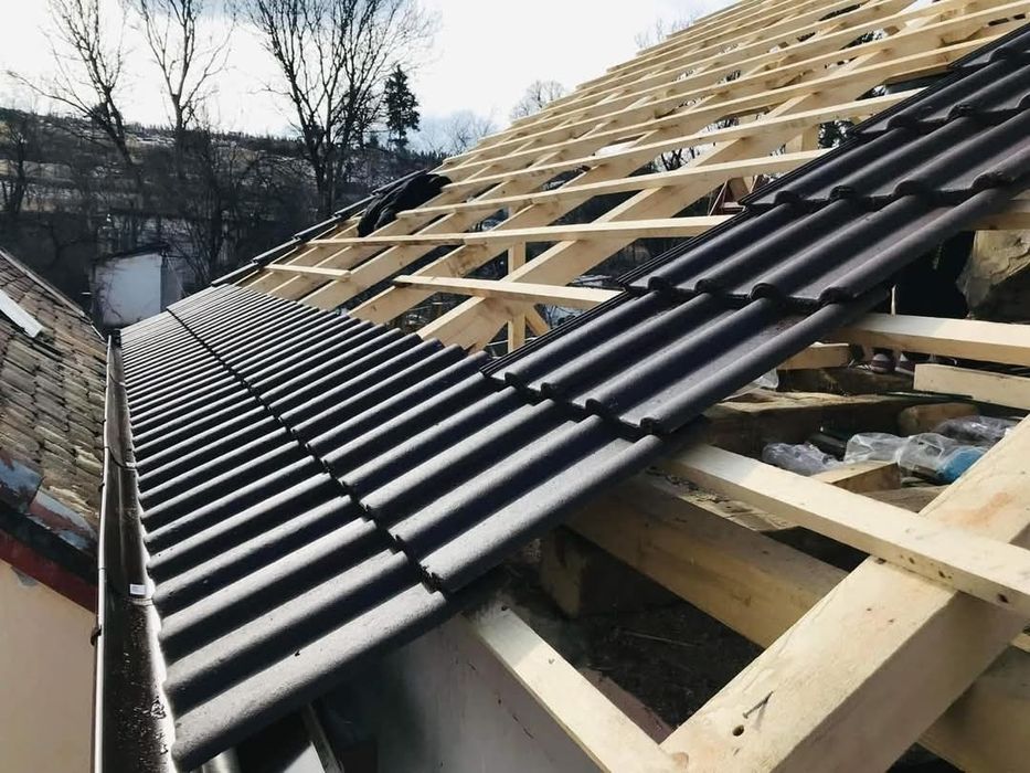 Acoperiș reparații montaj tablă țiglă metalic Hidroizolatii bloc