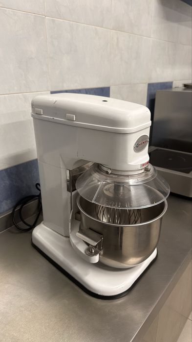 Планетарен миксер 7литра