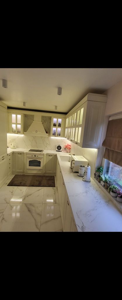 Продава се Къща в Пловдив, Беломорски - 220 кв.м за 2955 €/кв.м - Снимка #1