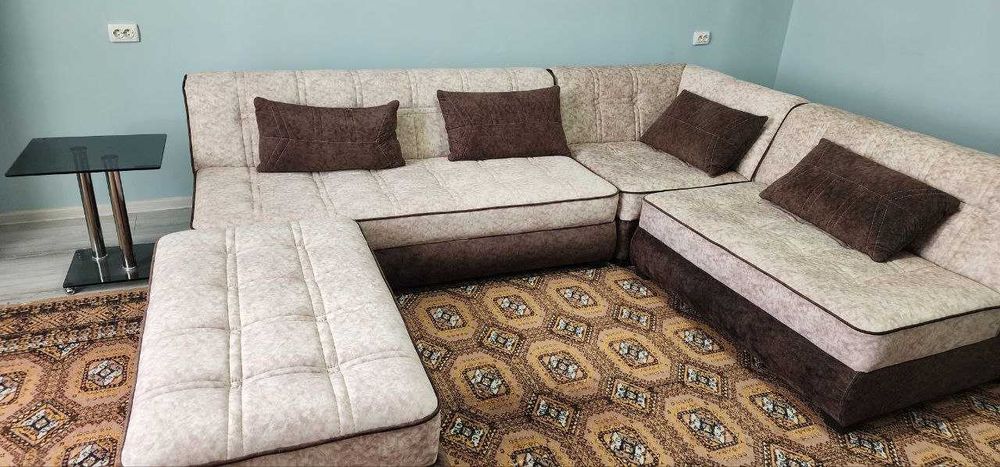 Продаётся диван. Диван в идеальном состоянии.