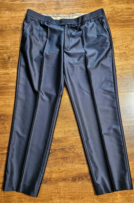 Costum elegant Daspi, 80% lână, ca nou!