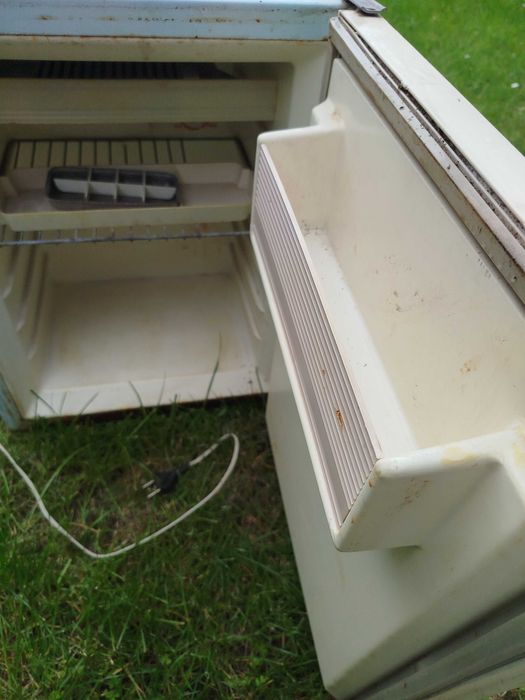 Хладилник МОРОЗКО-ЗМ