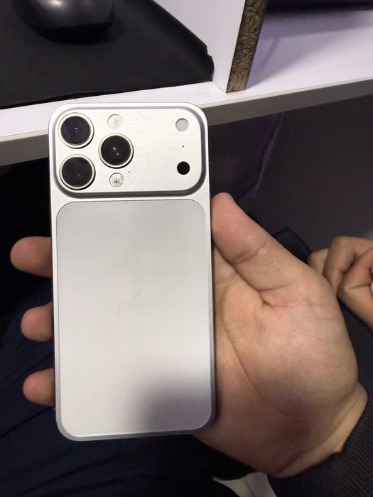 Iphone 15 pro max ideal