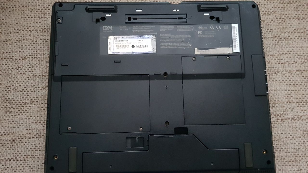 IBM Thinkpad A31 functional, Superpret!