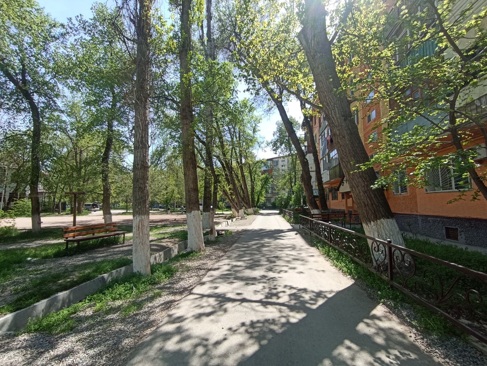 2-хкомн кв 3 эт не угл 1 мкр 13 дом , Даниял-Даму