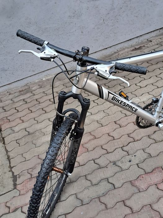 ***Mountain bike pe 26" ***