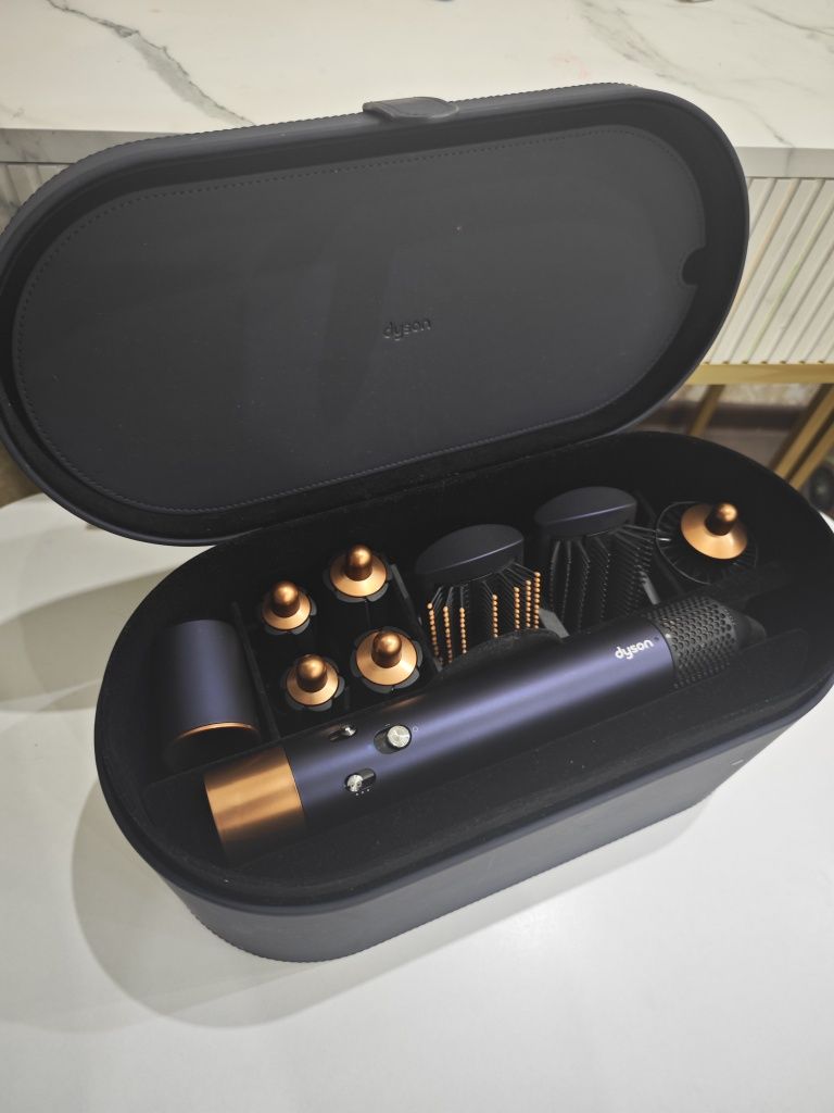 Dyson Stailer  фен