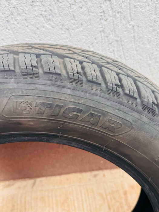 Vand anvelope de iarna 215/60/R17