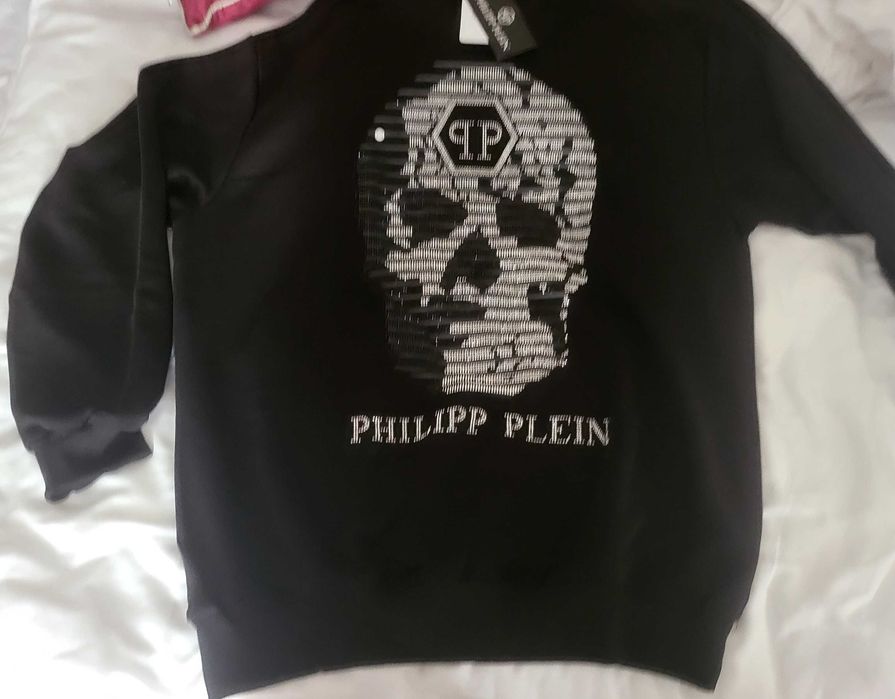 Vând hanorac PHILIPP PLEIN