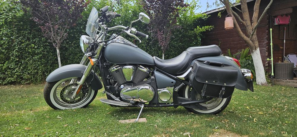 Kawasaki Vulcan 900 VN900B