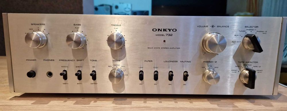 Onkyo 732 amplificator foarte rar de gasit (pret fix)