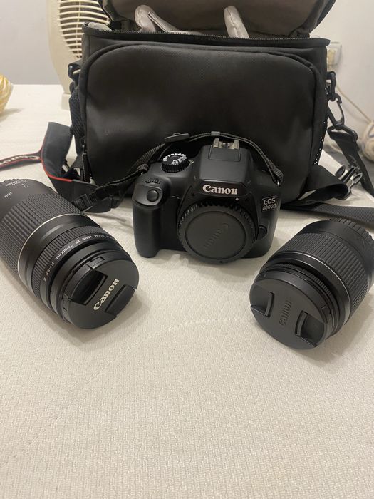 Camera Canon eos 4000d
