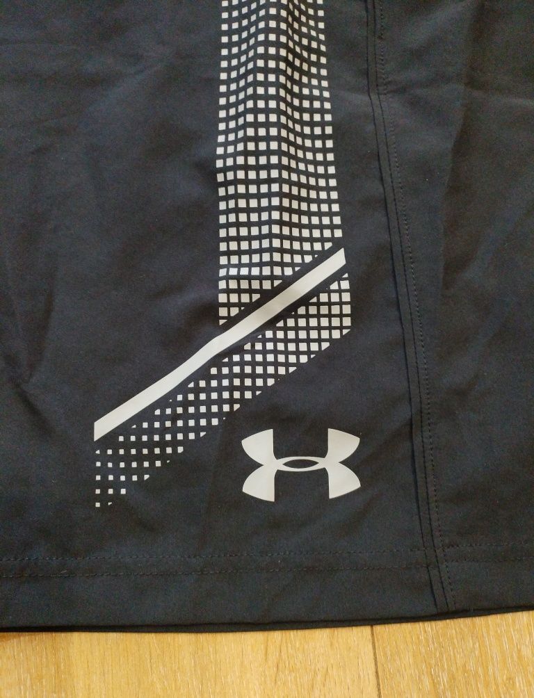 Under armour Къси мъжко оригинален размер 3хл нов с етикет
