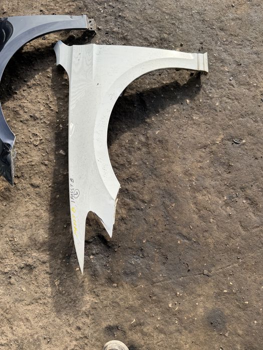 Ляв калник VW Passat B8 (2014-2022) Пасат б8 оригинален със забележка