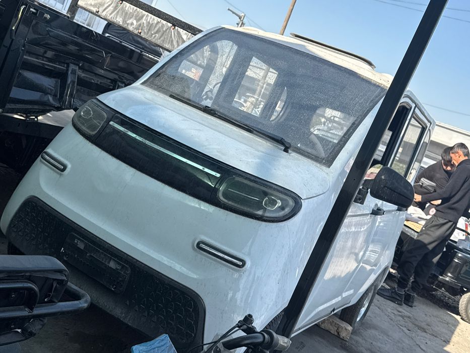 Электромобиль