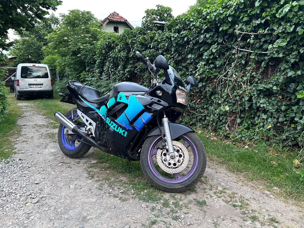 Suzuki GSX 600  cmc 1993