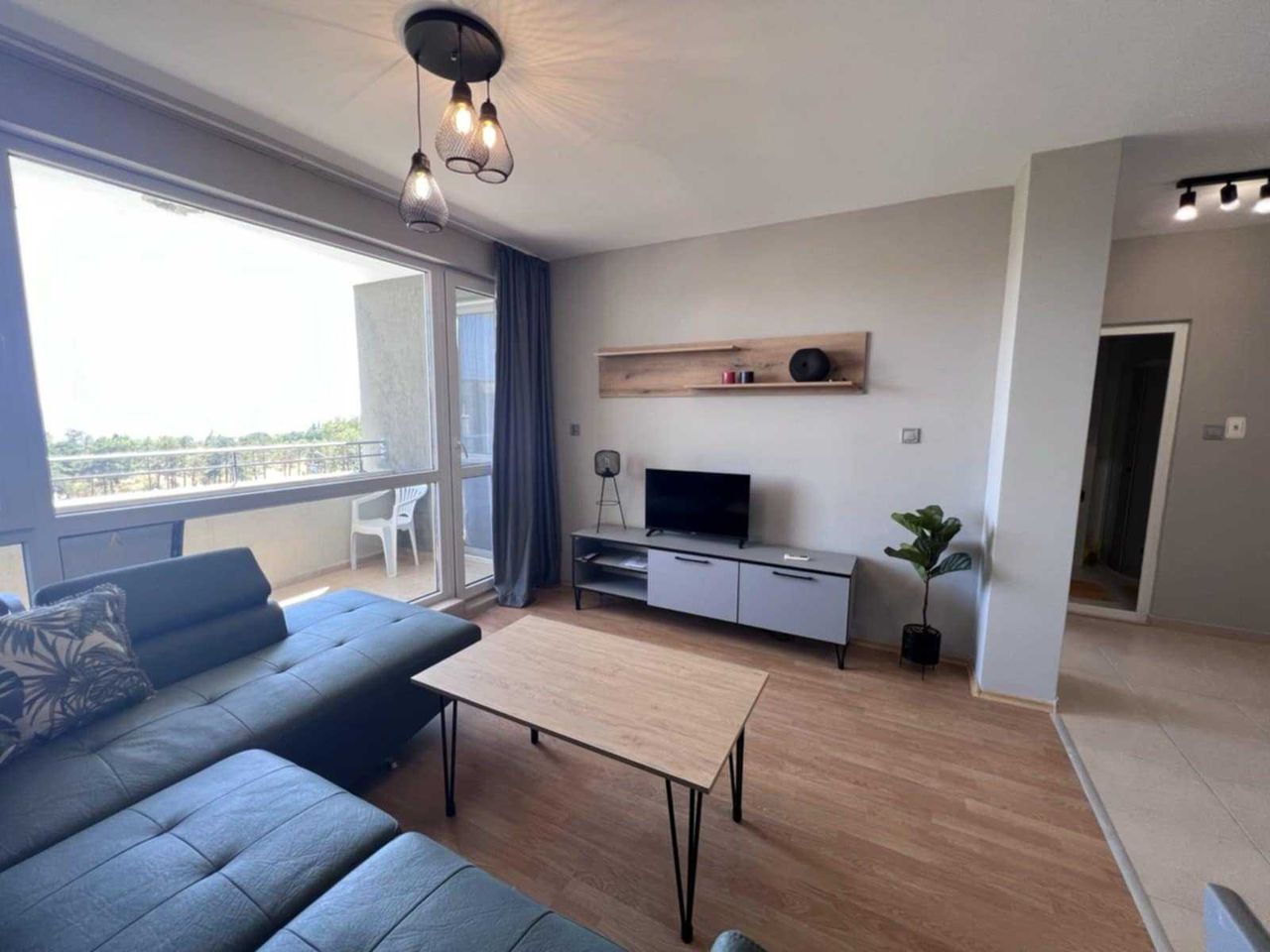Продава се Двустаен апартамент в Свети Влас - 62 кв.м за 1242 €/кв.м - Снимка #4