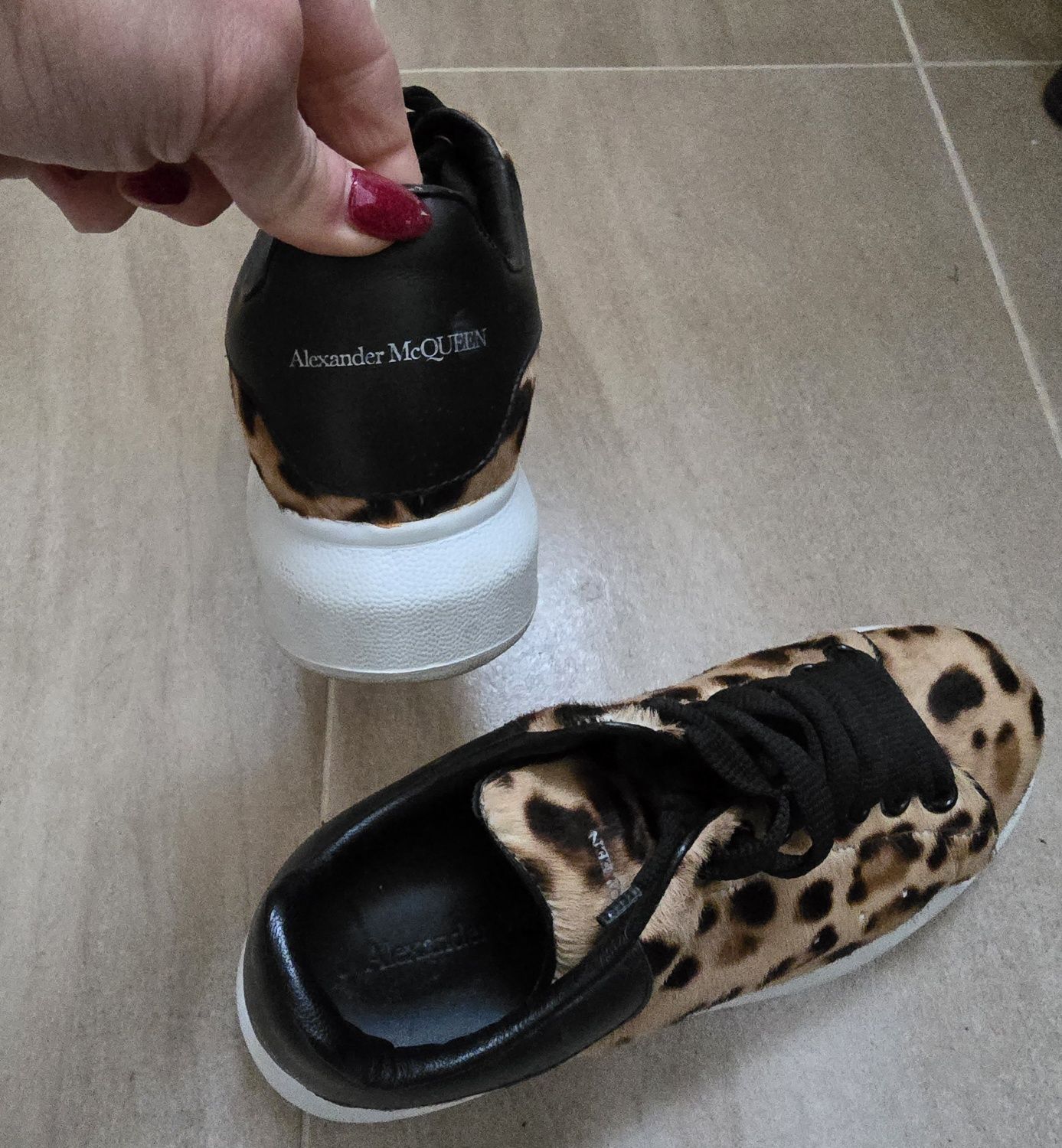 Дамски маратонки Alexander Mcqueen,оригинални, ,номер 37,