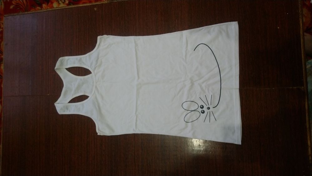 Продам топики, кофточки, борцовки.