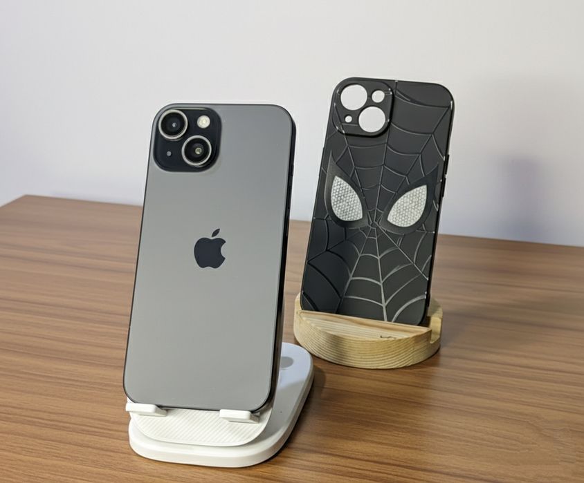 Apple iPhone 15 128GB 92%