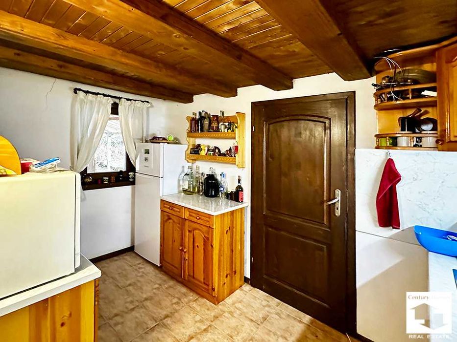 Продава се Къща в с. Беломъжите, Област Габрово - 100 кв.м за 1100 €/кв.м - Снимка #6