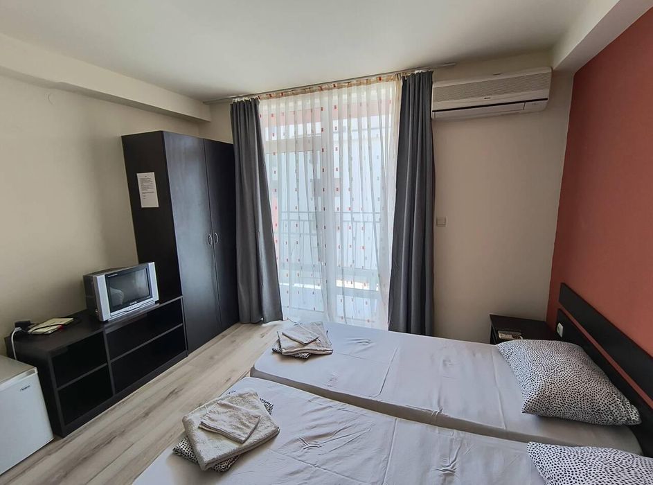 Продава се Едностаен апартамент в к.к. Слънчев бряг - 33 кв.м за 1637 €/кв.м - Снимка #1