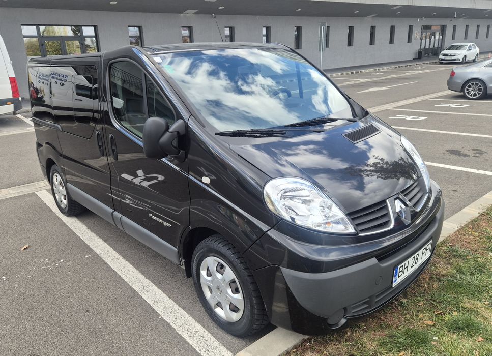 Renault Trafic 2.0dci 9 locuri an 2011