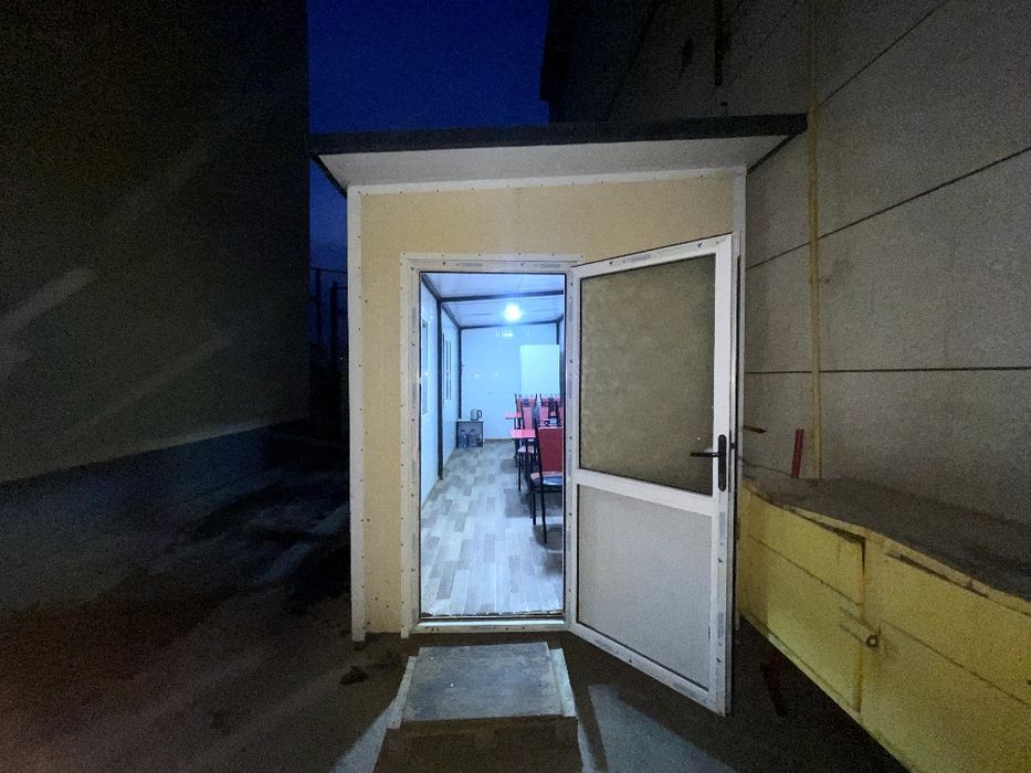 Konteyner sotiladi 9 m 2 m