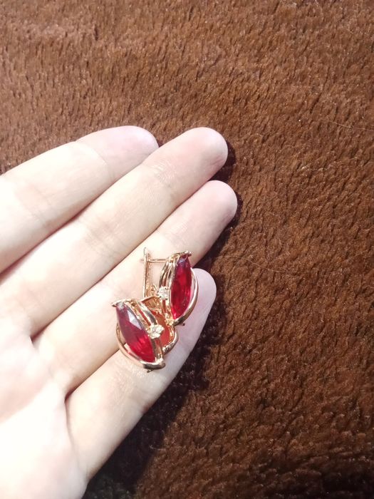 Золотые серёжки с пробой 585