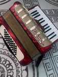 Acordeon hohner de vânzare