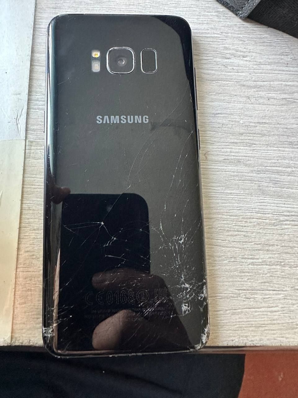 SamsungS8 Sotiladi