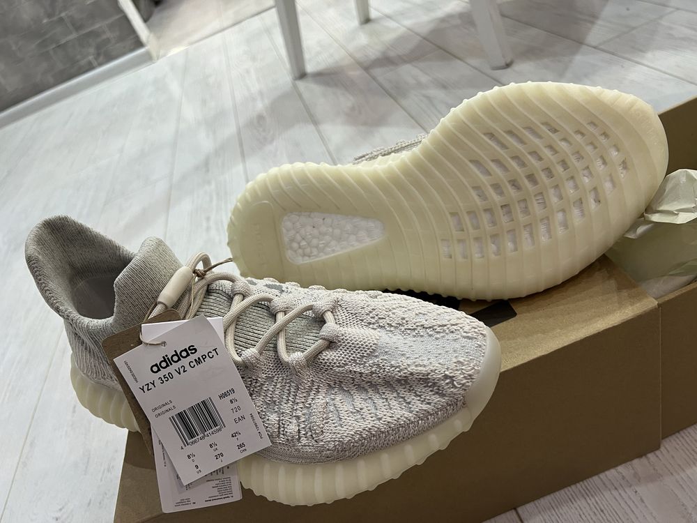 Adidas Yeezy 350 cmpct