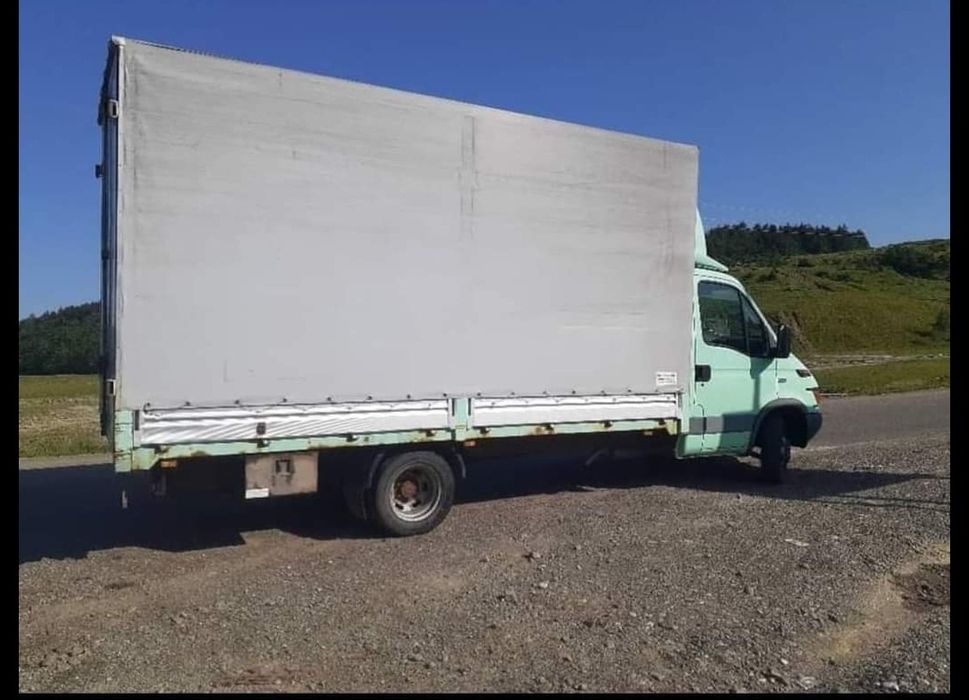 Vând iveco daily