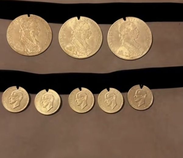 Fac salbe pe baza de comanda , monde placte cu aur de 24k