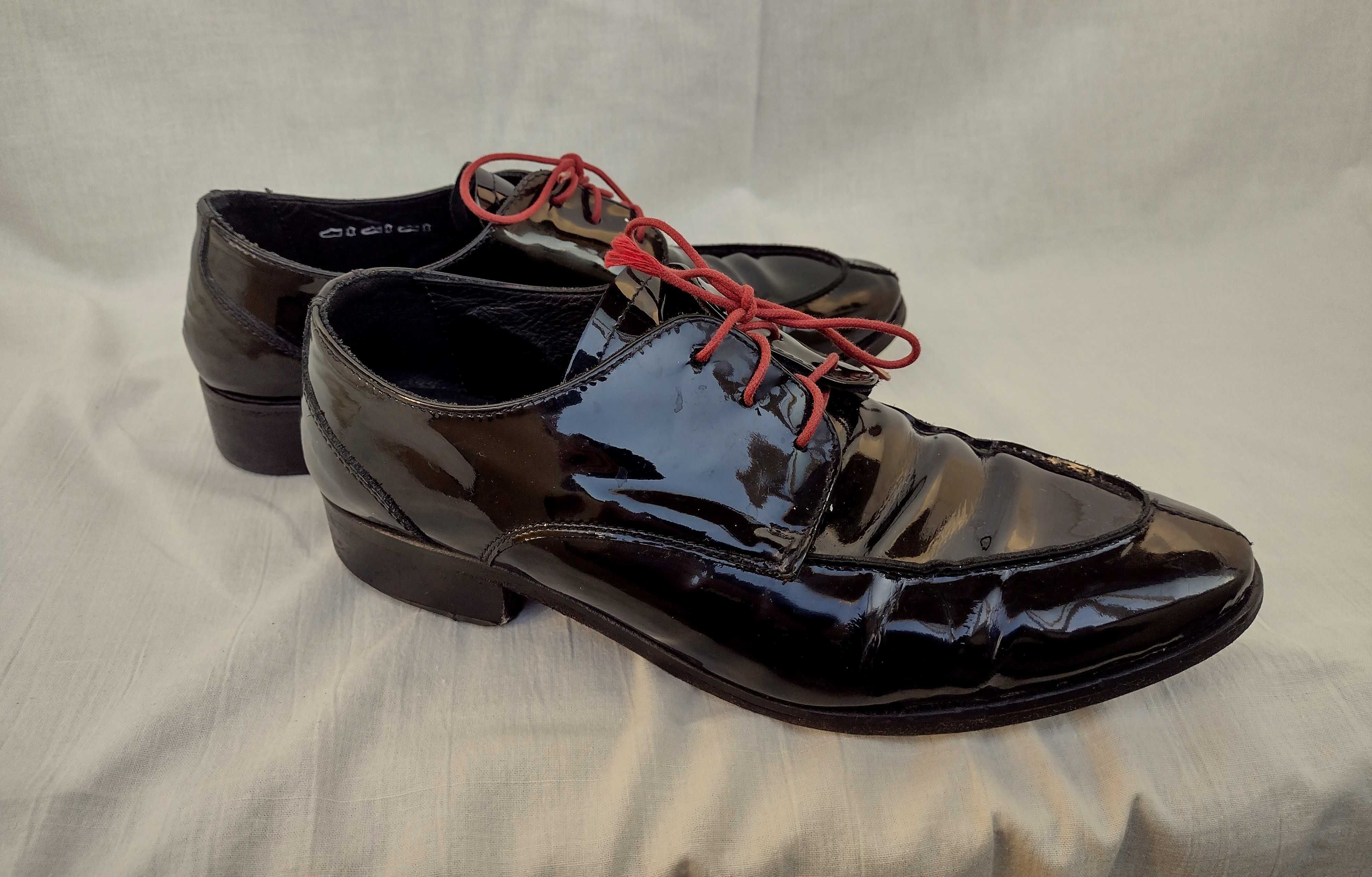 Мъжки обувки, италиански.